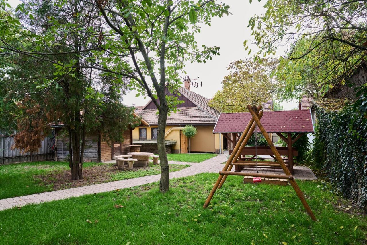 Koelcsey Vendeghaz Lägenhet Hódmezővásárhely Exteriör bild
