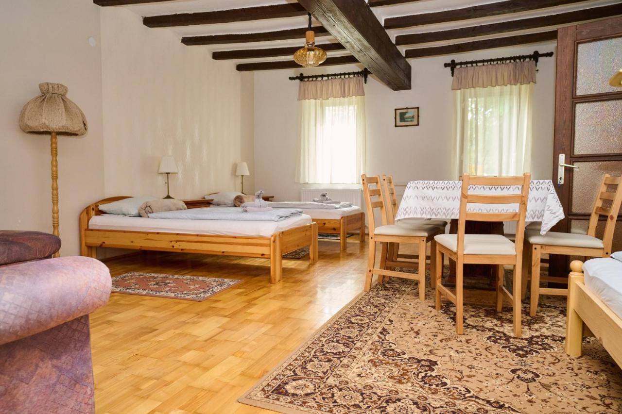 Koelcsey Vendeghaz Lägenhet Hódmezővásárhely Exteriör bild